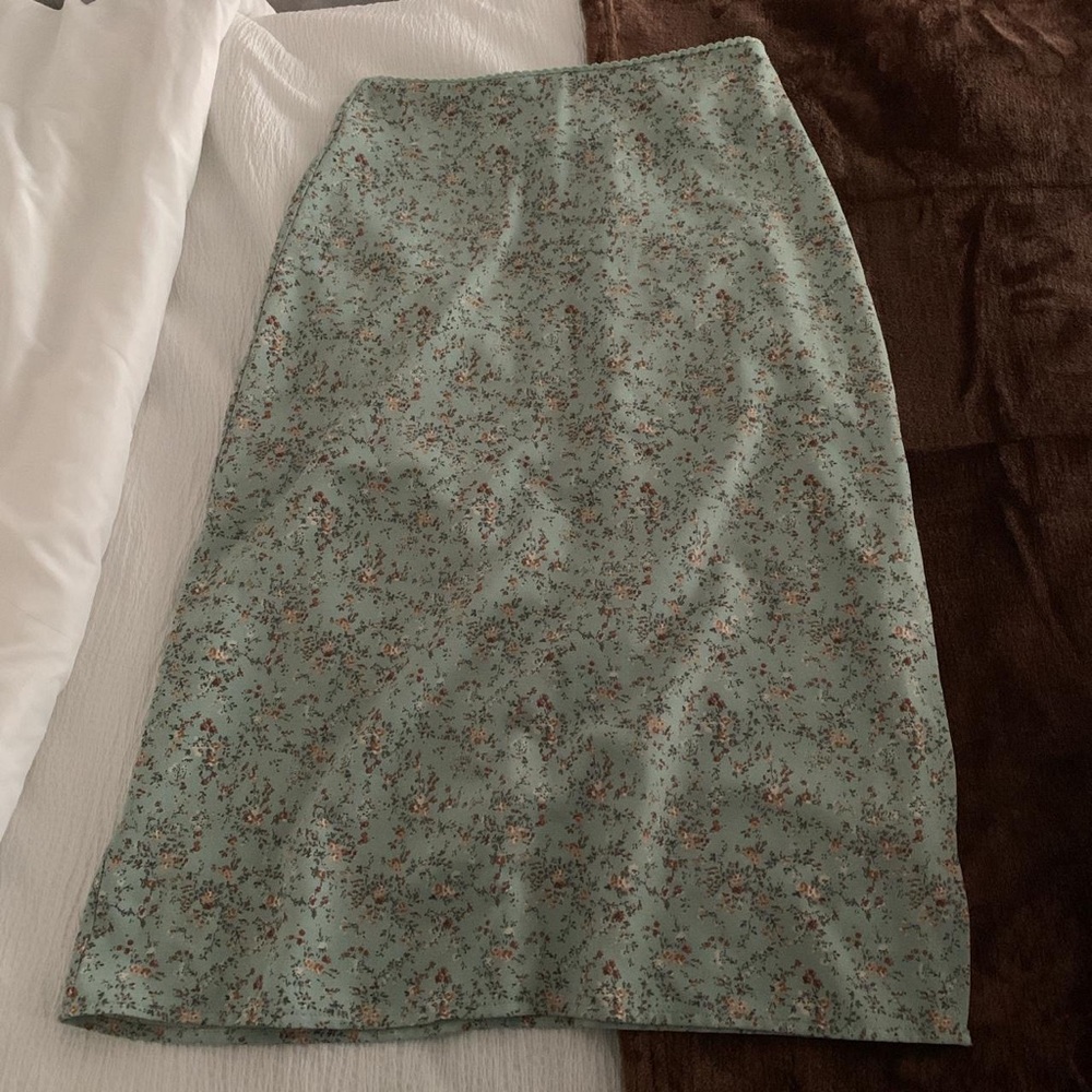 Brandy Melville Phoebe Skirt